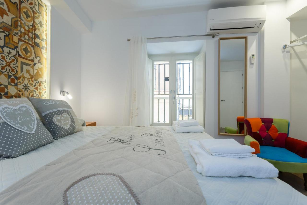 Apartamentos Loto Y Liz By Cadiz4Rentals מראה חיצוני תמונה